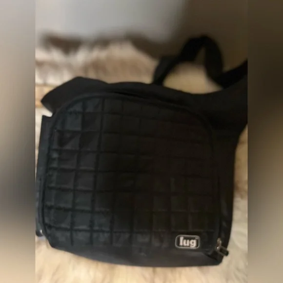 Lug crossbody bag - Picture 9 of 14